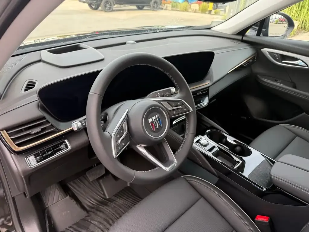 Buick Envision 2026 photo 4