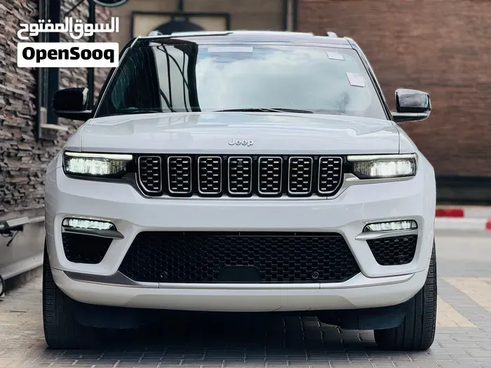 Jeep Grand Cherokee Summit 2024 photo 4