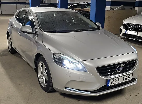 Volvo V40 2016 photo 3