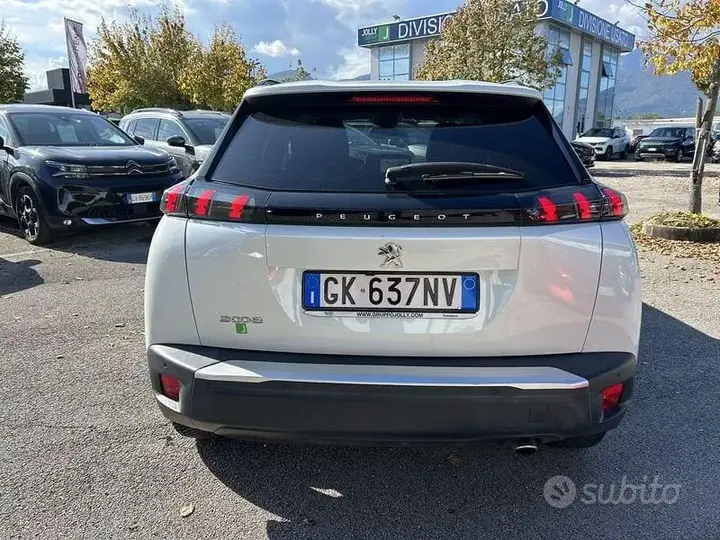 Peugeot 2008 2022 photo 5