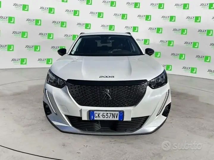 Peugeot 2008 2022 photo 2