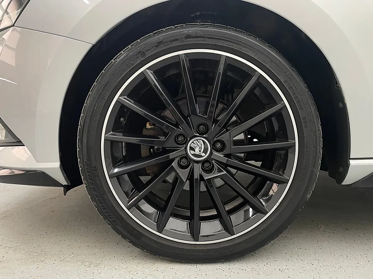 Skoda Fabia 2021 photo 3