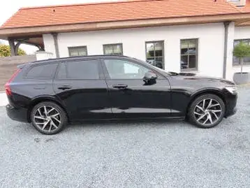 Volvo V60 2020 photo 2