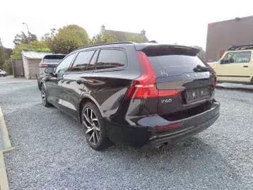 Volvo V60 2020 photo 3