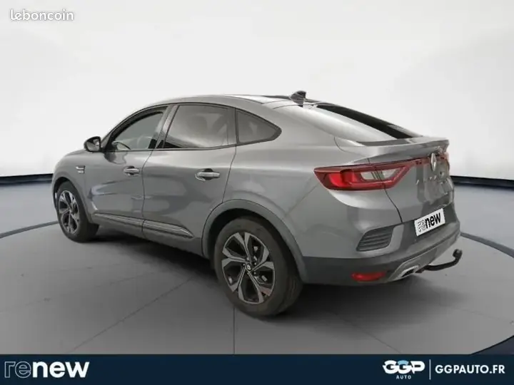 Renault Arkana 2023 photo 3