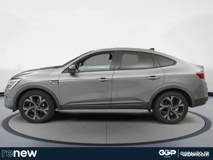 Renault Arkana 2023 photo 2