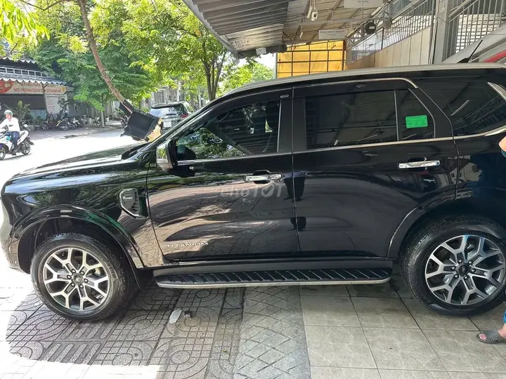Ford Everest 2022 photo 2