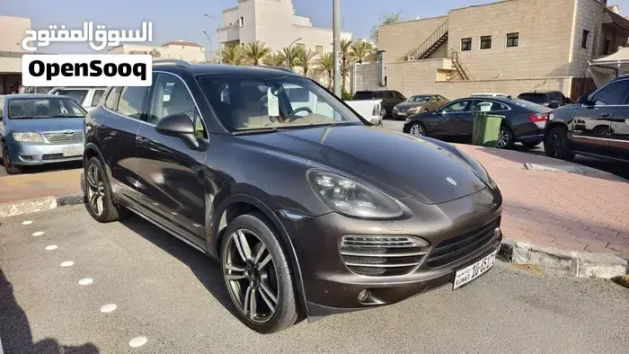 Porsche Cayenne 2011 photo 3