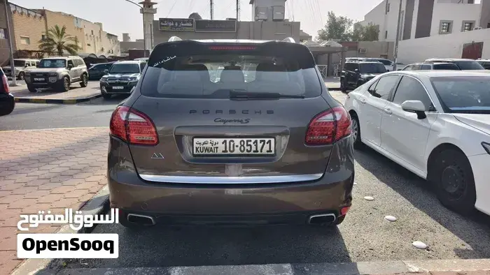 Porsche Cayenne 2011 photo 4