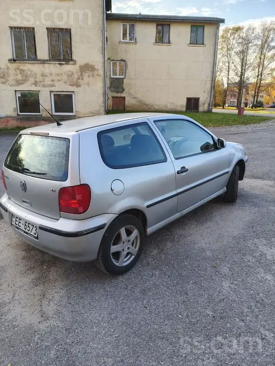 Volkswagen Polo 2000 photo 3
