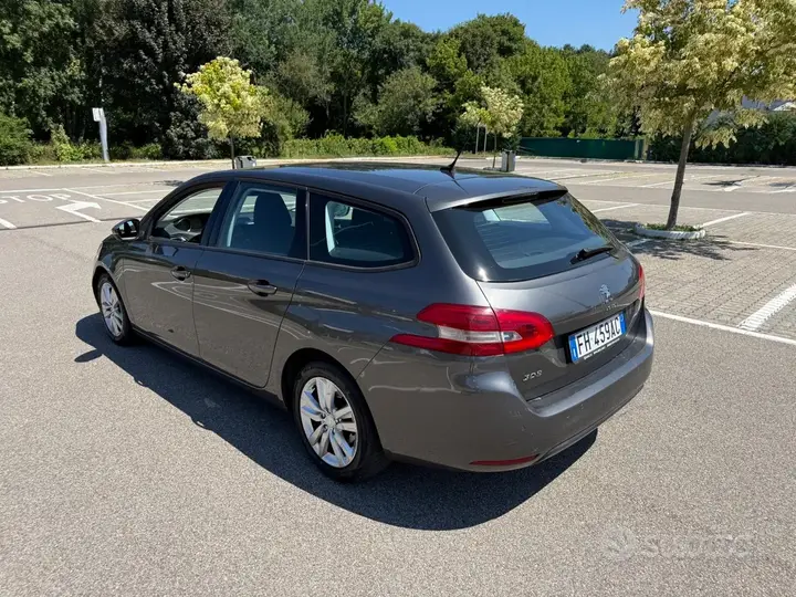 Peugeot 308 2017 photo 4