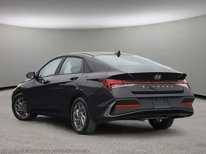 Hyundai Elantra 2026 photo 4