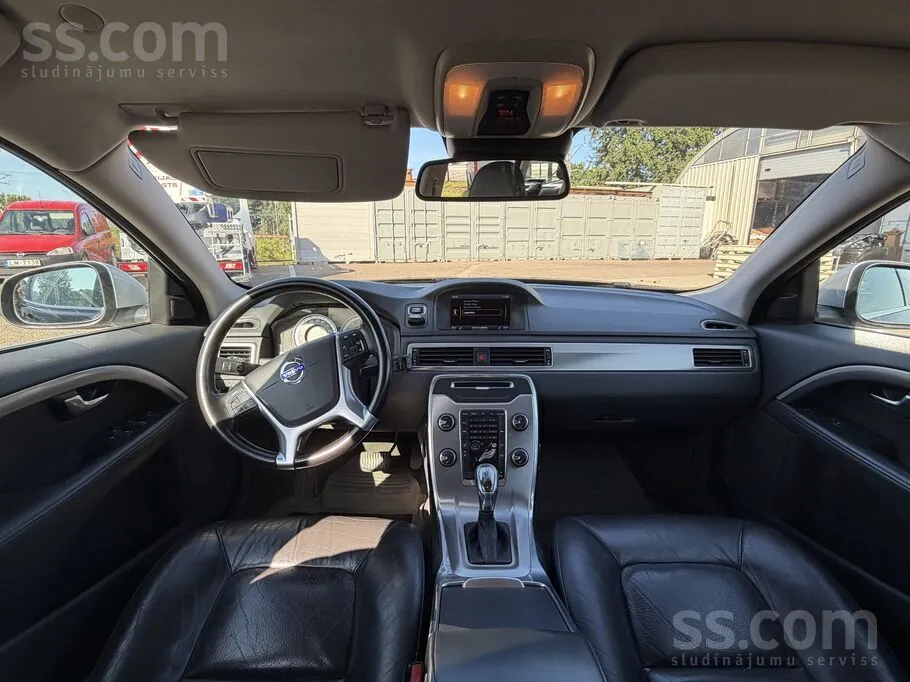 Volvo V70 2013 photo 5