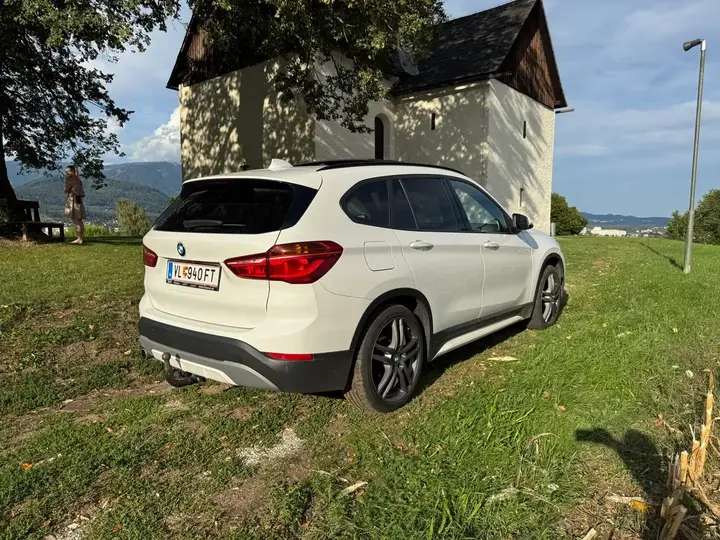 BMW X1 2017 photo 2