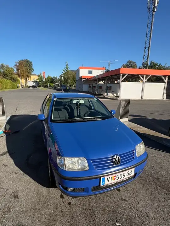 Volkswagen Polo 2001 photo 2