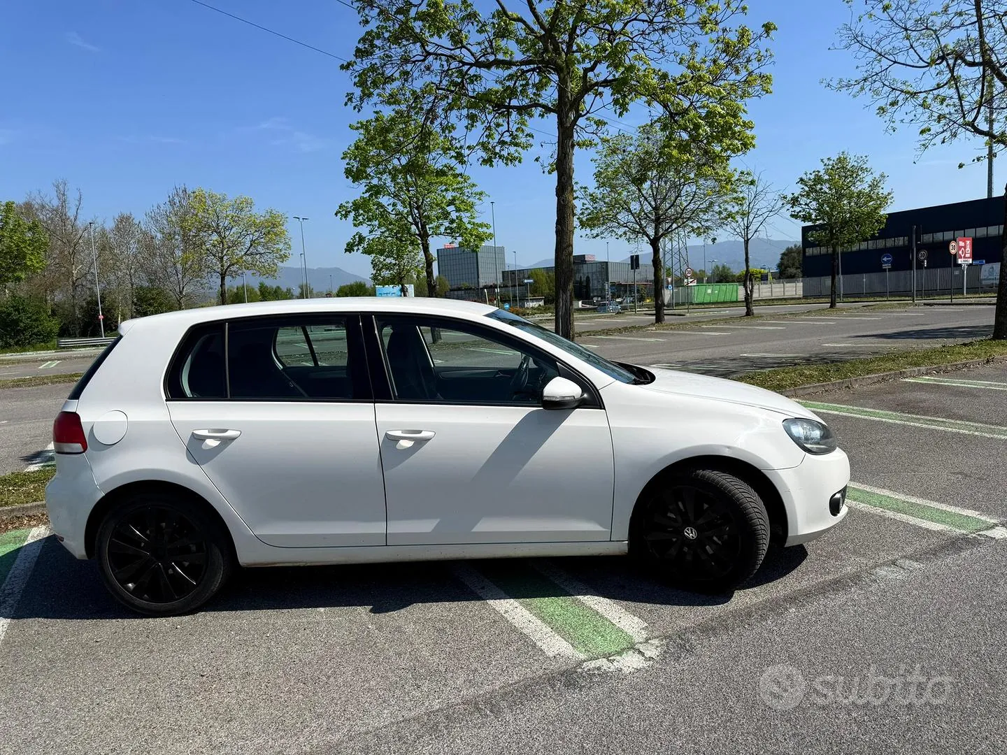 Toyota Yaris 2015 photo 2