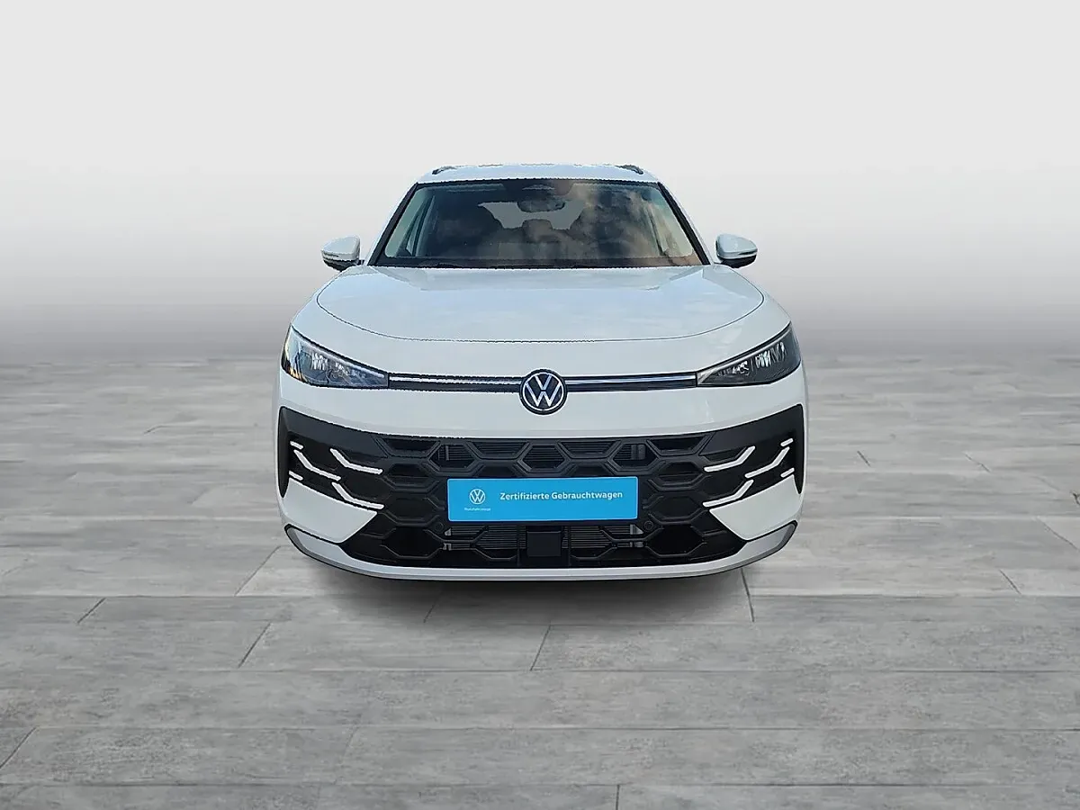 Volkswagen T-Roc Life 2026 photo 2