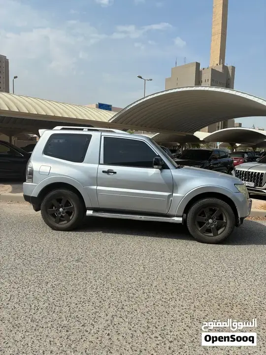 Mitsubishi Pajero 2008 photo 3