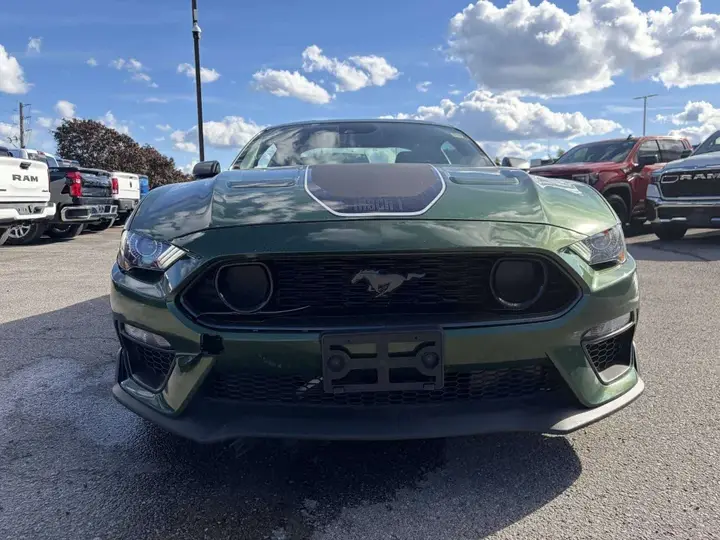 Ford Mustang 2023 photo 2