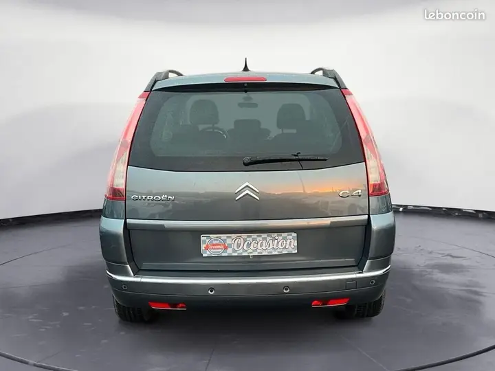 Citroen C4 Picasso 2010 photo 4