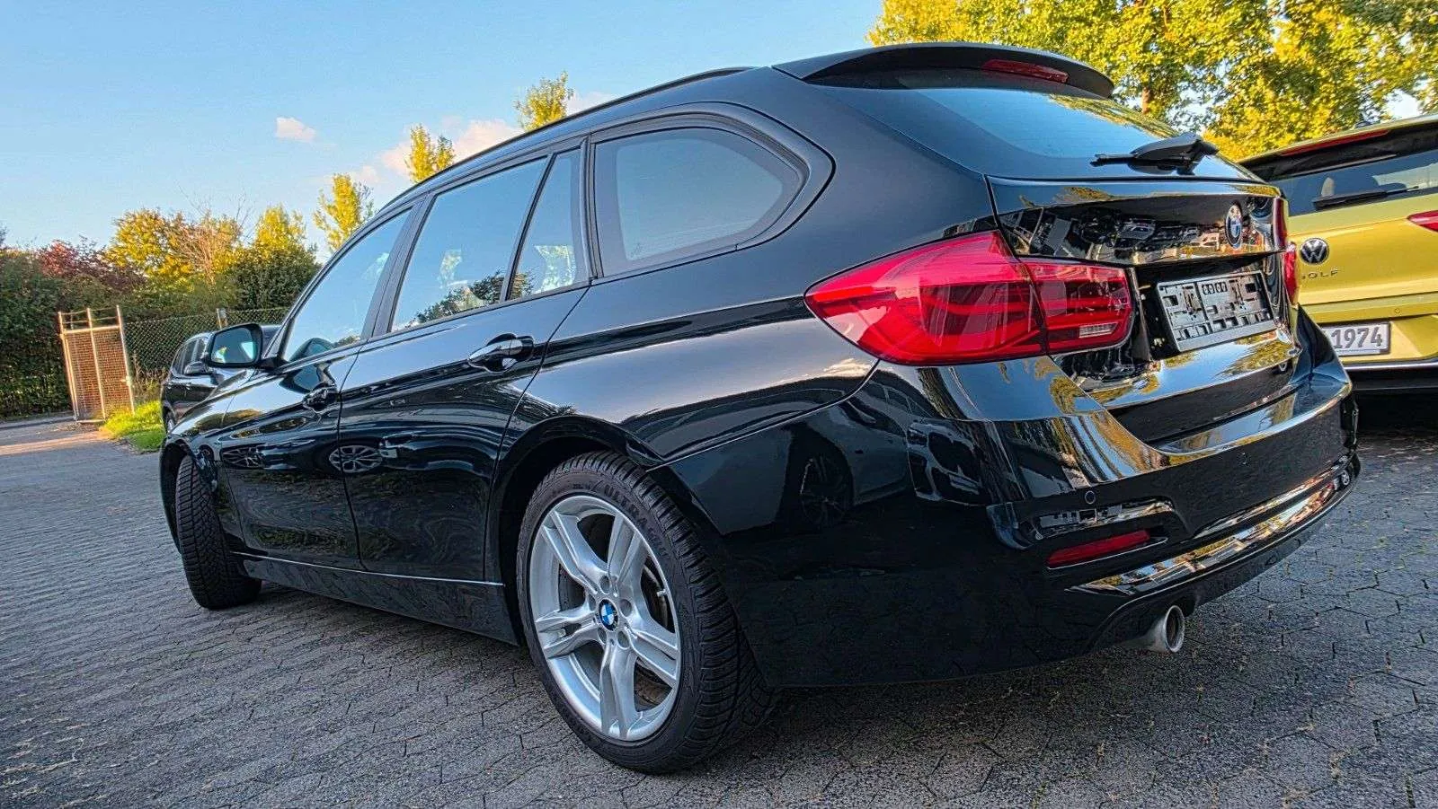 BMW 318I Advantage Touring 2018 photo 4
