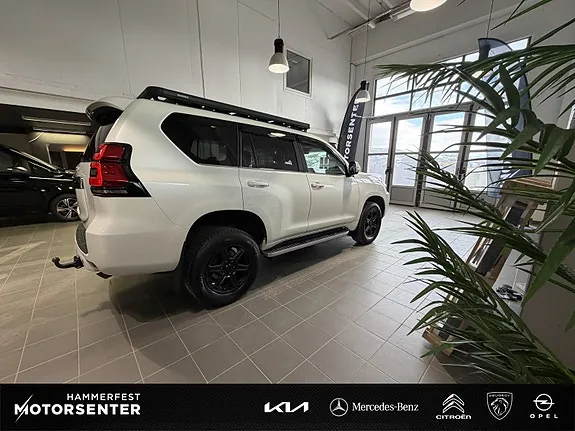 Toyota Land Cruiser 2020 photo 5