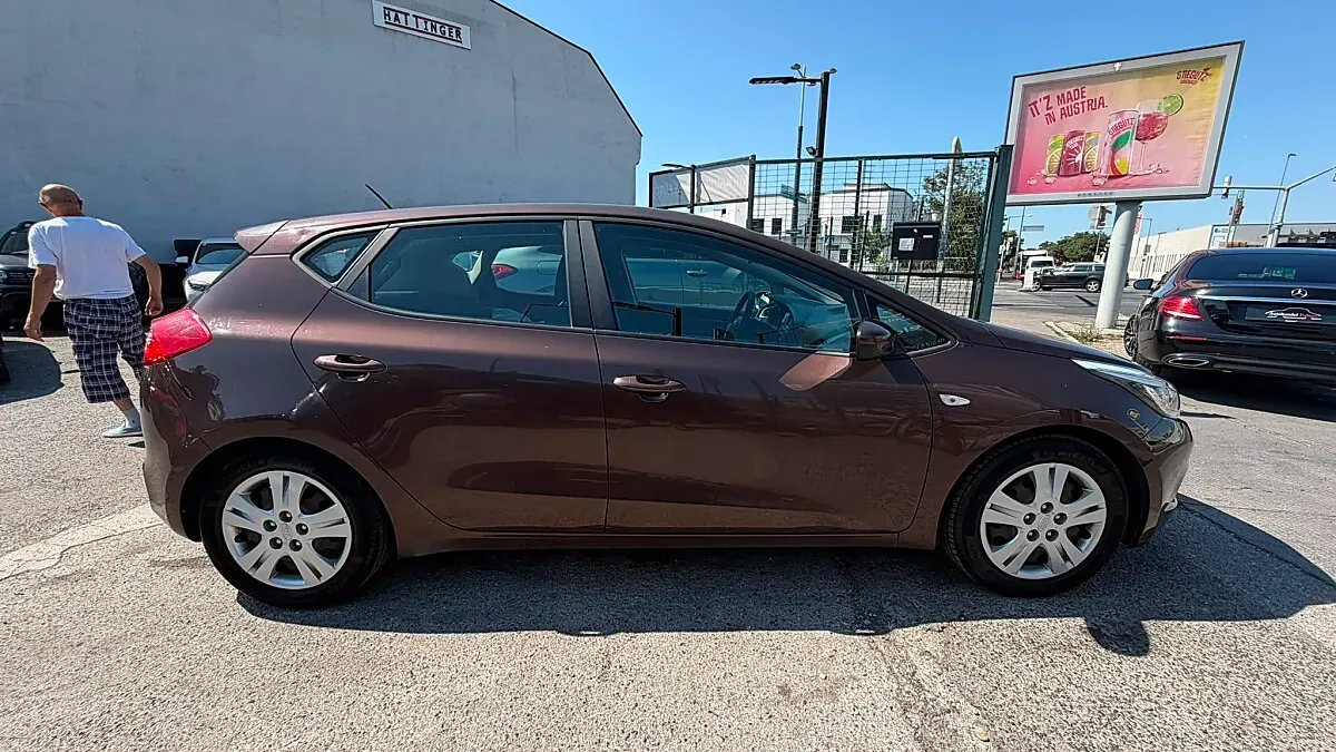 Kia Ceed 2014 photo 2