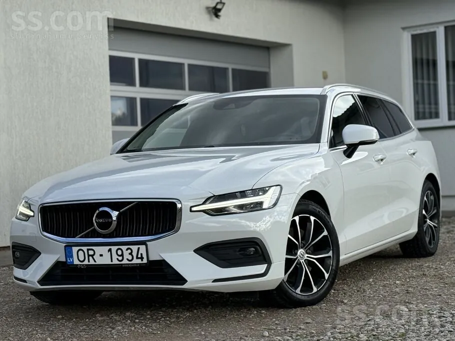 Volvo V60 Pro 2021 photo 2