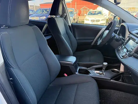 Toyota Rav4 2015 photo 5