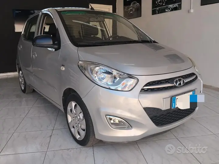 Hyundai I10 2011 photo 2