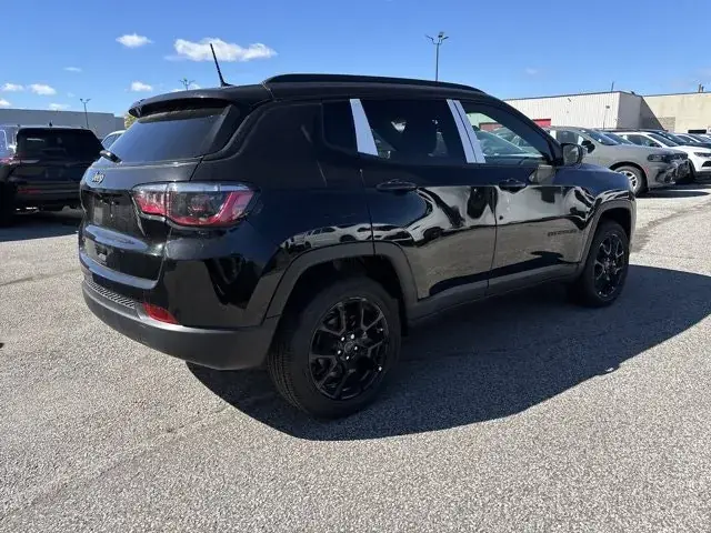 Jeep Compass 2026 photo 5