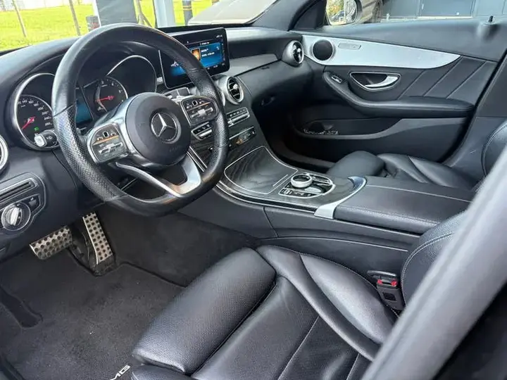 Mercedes-Benz C-Class 2019 photo 3
