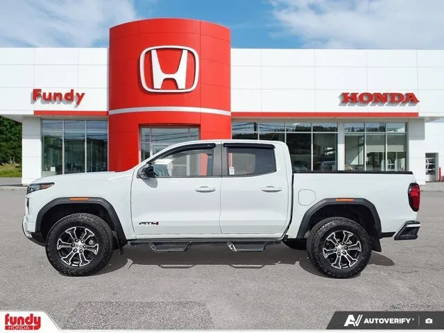 GMC Canyon 2024 photo 2