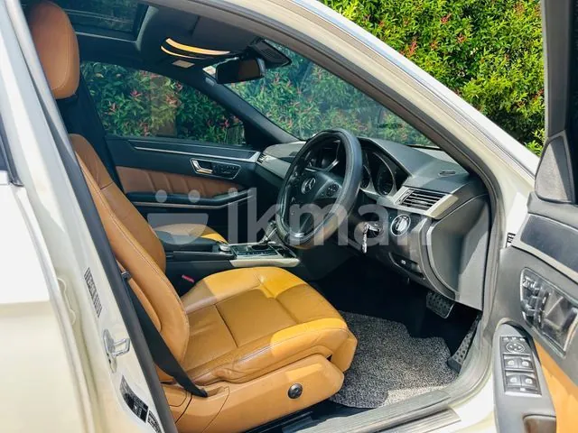 Mercedes-Benz E200 2011 photo 3