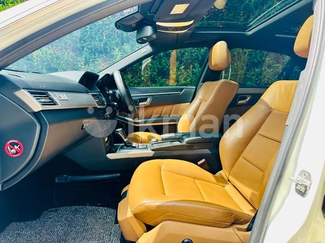 Mercedes-Benz E200 2011 photo 5