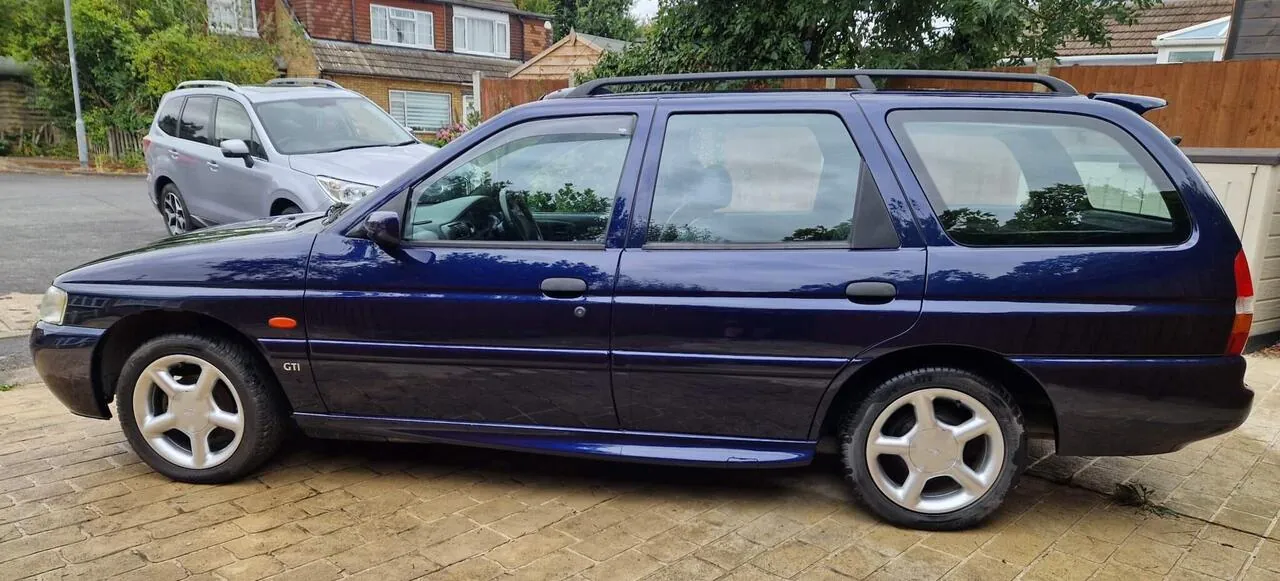 Ford Escort 1998 photo 3