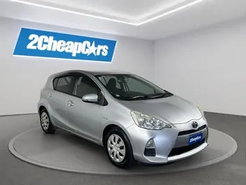 Toyota Aqua 2014 photo 4