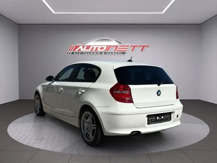 BMW 1Er 2009 photo 3
