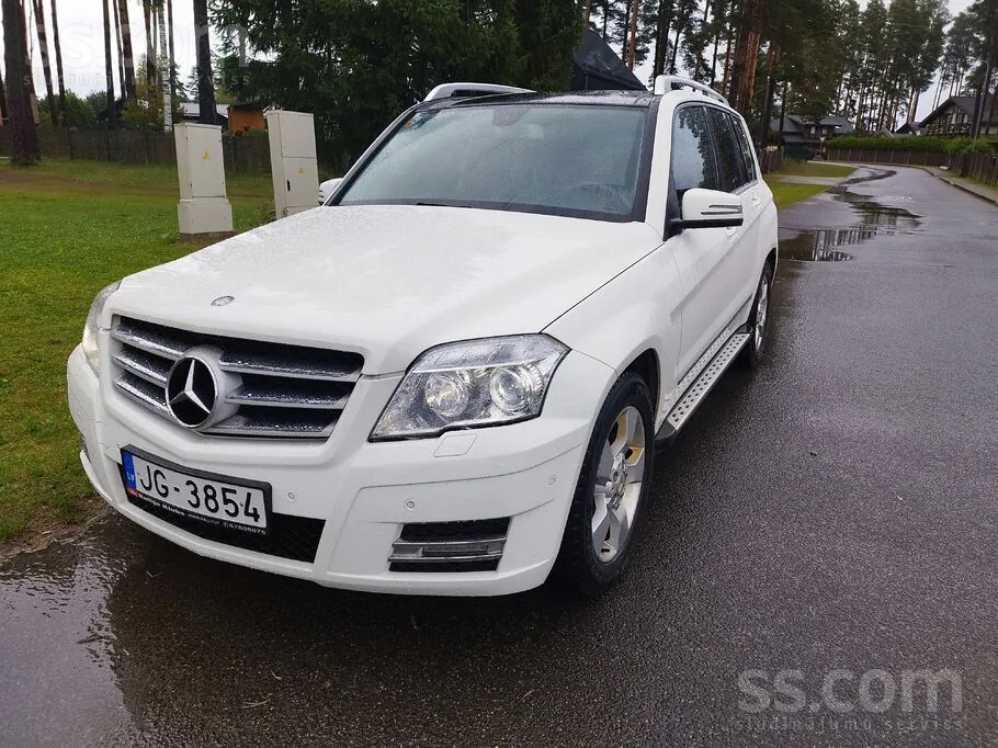 Mercedes-Benz Glk Class 2010 photo 2