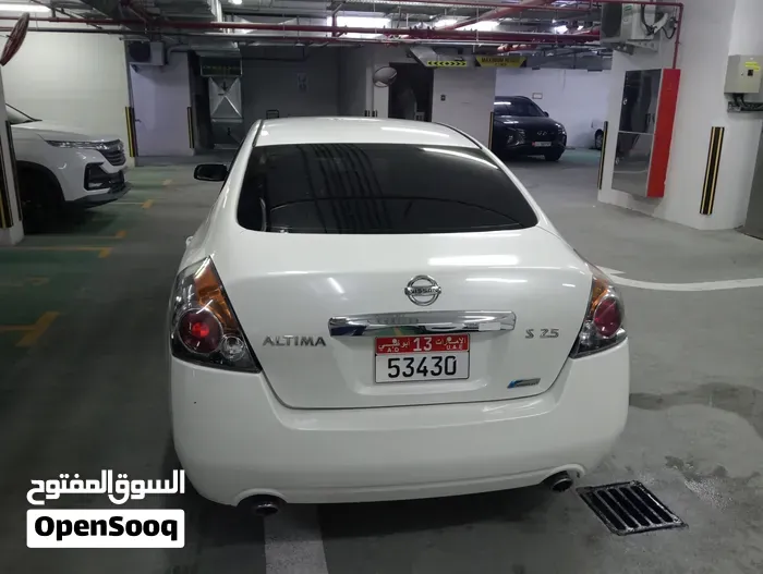 Nissan Altima 2012 photo 4