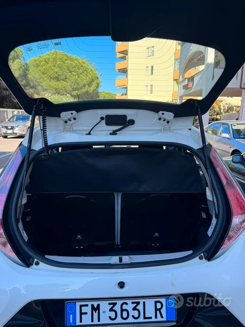 Toyota Aygo 2018 photo 2