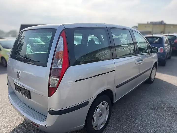 Fiat Ulysse 2009 photo 3
