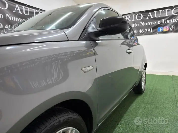 Lancia Ypsilon 2013 photo 4