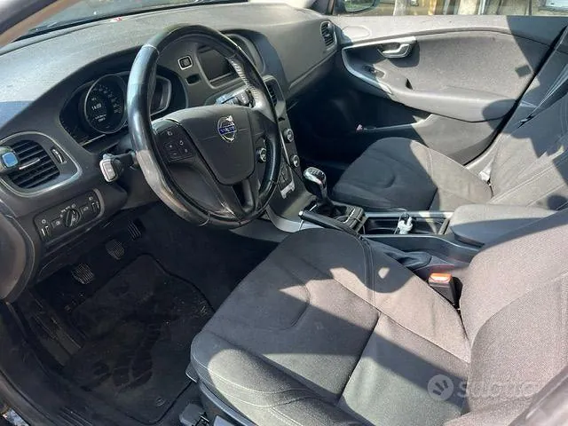 Volvo V40 2014 photo 5