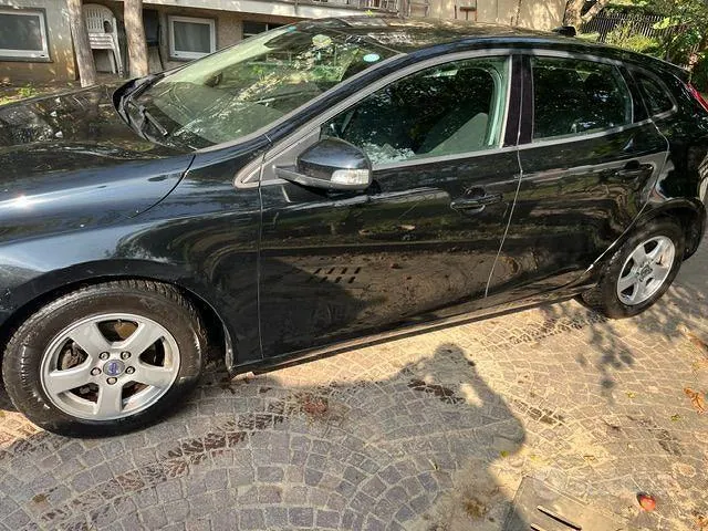 Volvo V40 2014 photo 3