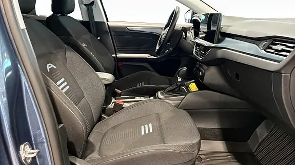 Ford Focus 2024 photo 3