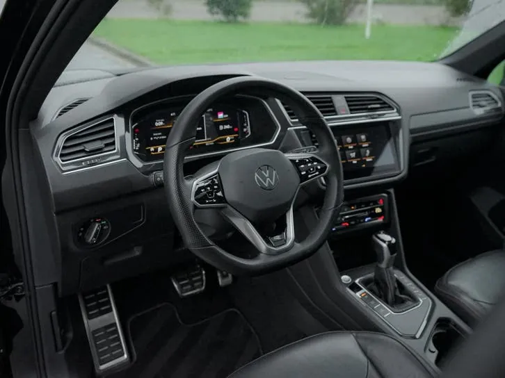 Volkswagen Tiguan 2023 photo 3