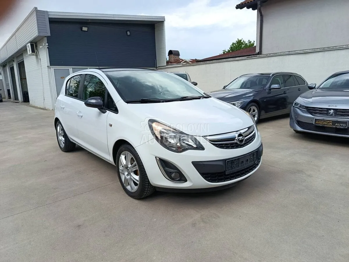 Opel Corsa D 2012 photo 2