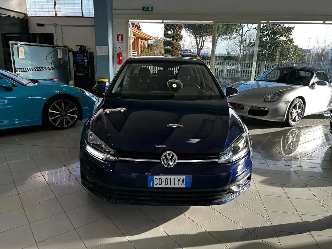 Volkswagen Golf 2019 photo 2