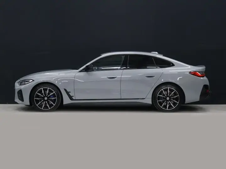 BMW I4 2022 photo 2